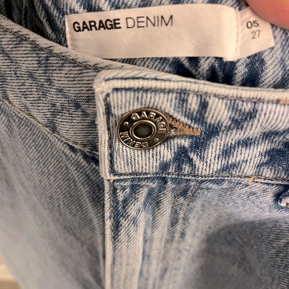 GARAGE CLOTHING - LightBlue Wash - HighRise AppleCut Jeans - Picture 2 of 2